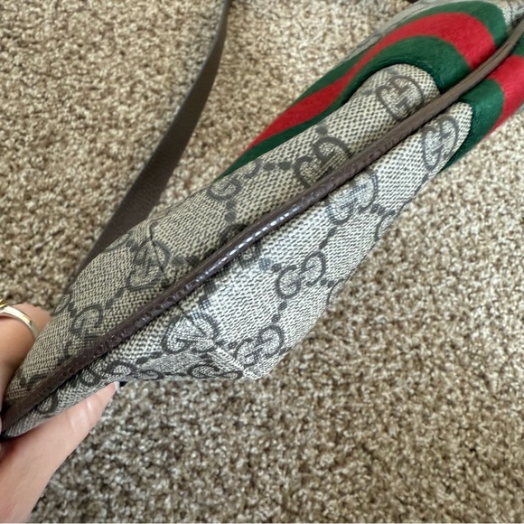 Gucci Ophidia Small Crossbody Bag - Picture 12 of 14
